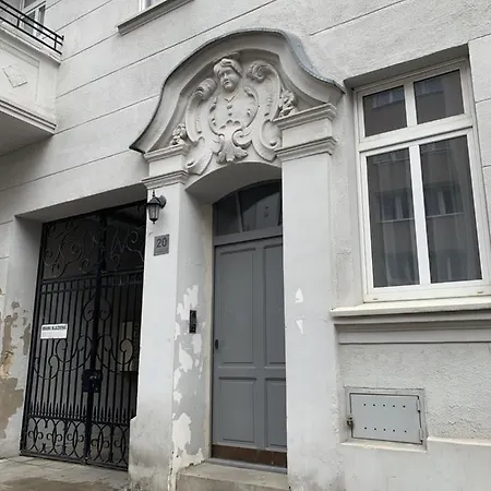 Studio13 아파트 *